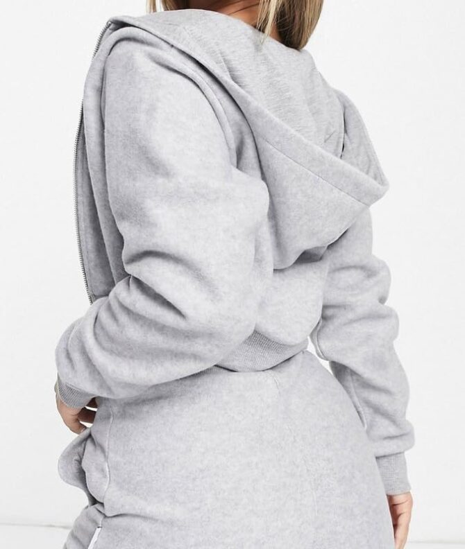 Prachikfashions Solid Long Hooded Neck Hoodie Zipper Crop Jacket For Women's | Grey, M - Image 3