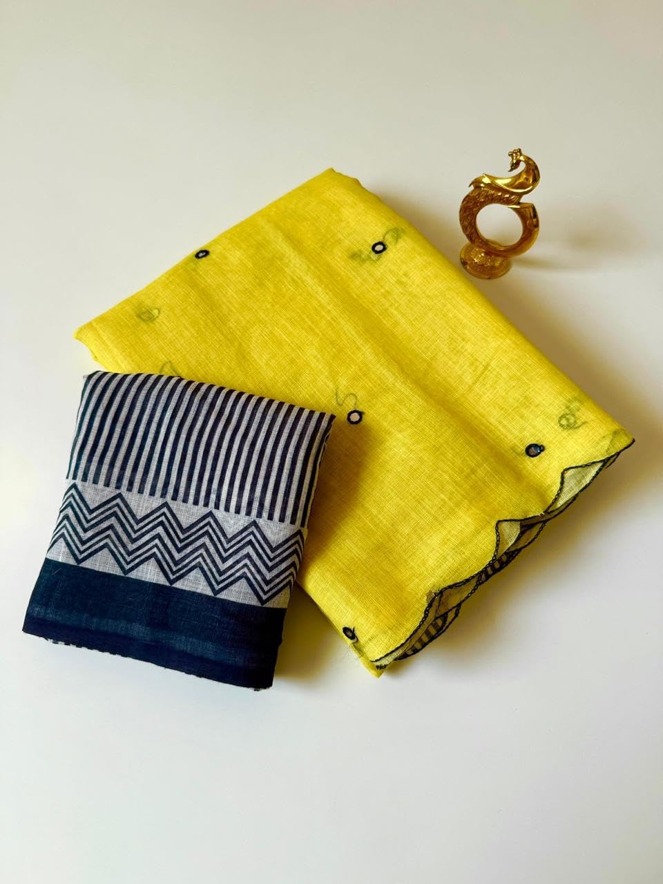 Women's Linen Cotton Saree, Yellow - Image 2