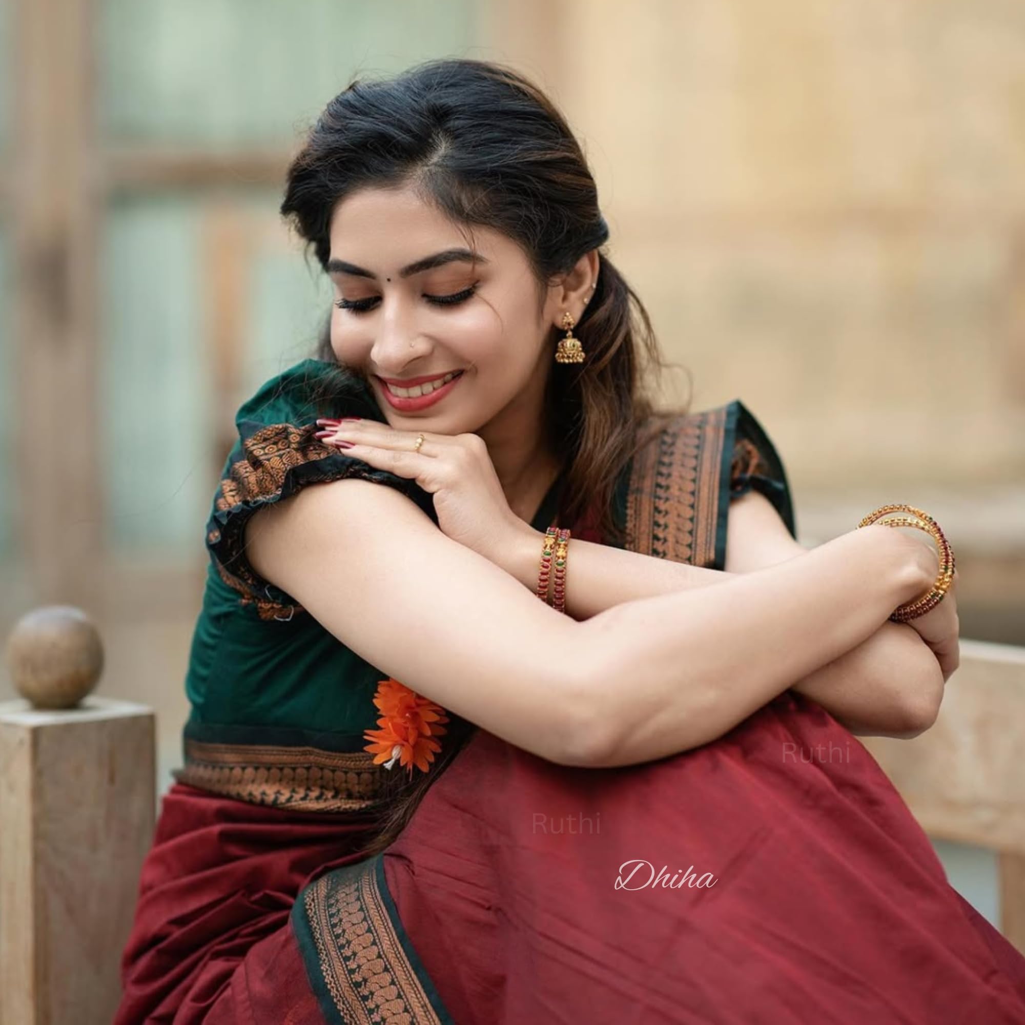 DHIHA Gadwal Cotton Saree for Women | Pure Kalyani Cotton Saree with Zari Border Tassels & Blouse | Kanjivaram Linen Silk | Handloom Weave (Red) - Image 9
